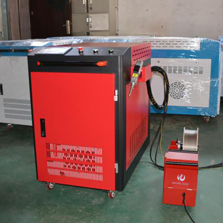 III-in-I Handheld Fiber Laser Welding Machina 1000W