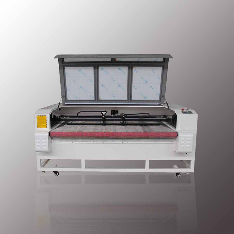 Co2 Laser Cutter cum Auto Pascendi Ratio pro Fabric